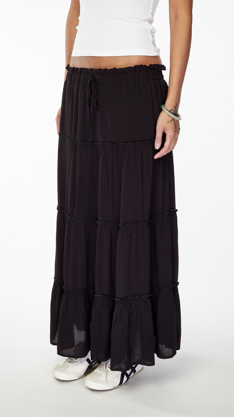 Kristy Criss Cross Tie Top And Maxi Skirt Set - Black - C$ 40