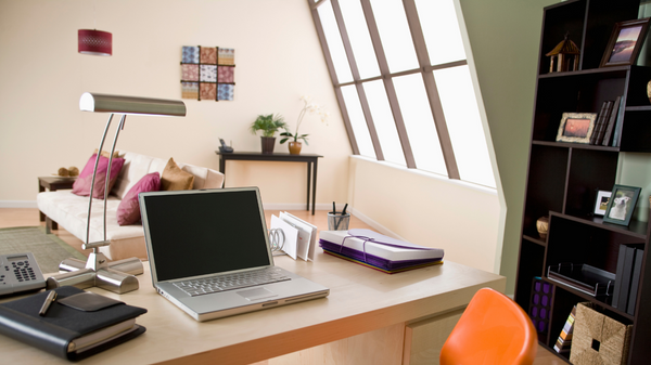 Maintaining ergonomic body posture is crucial for a healthy and productive home office environment sunaofe blog 2240x1260