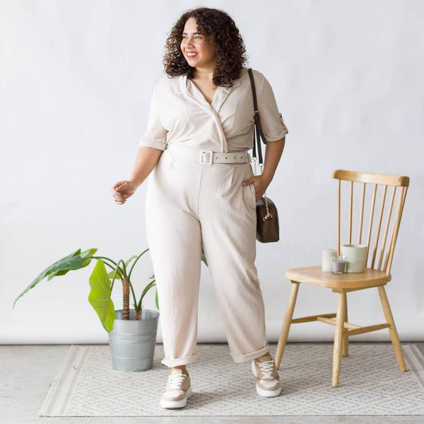 Look working style jumpsuit and matching belt