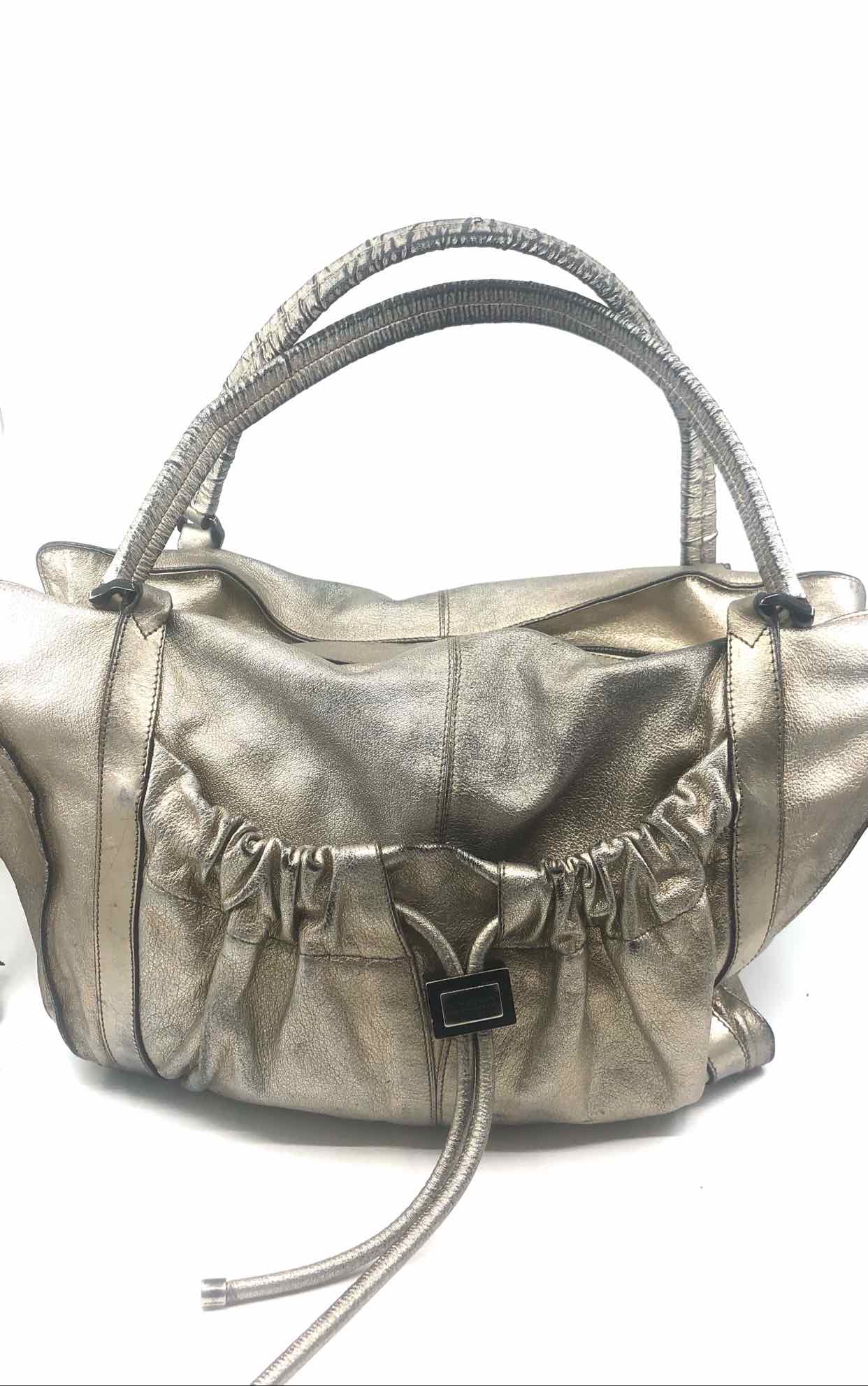 Actualizar 58+ imagen burberry metallic handbag