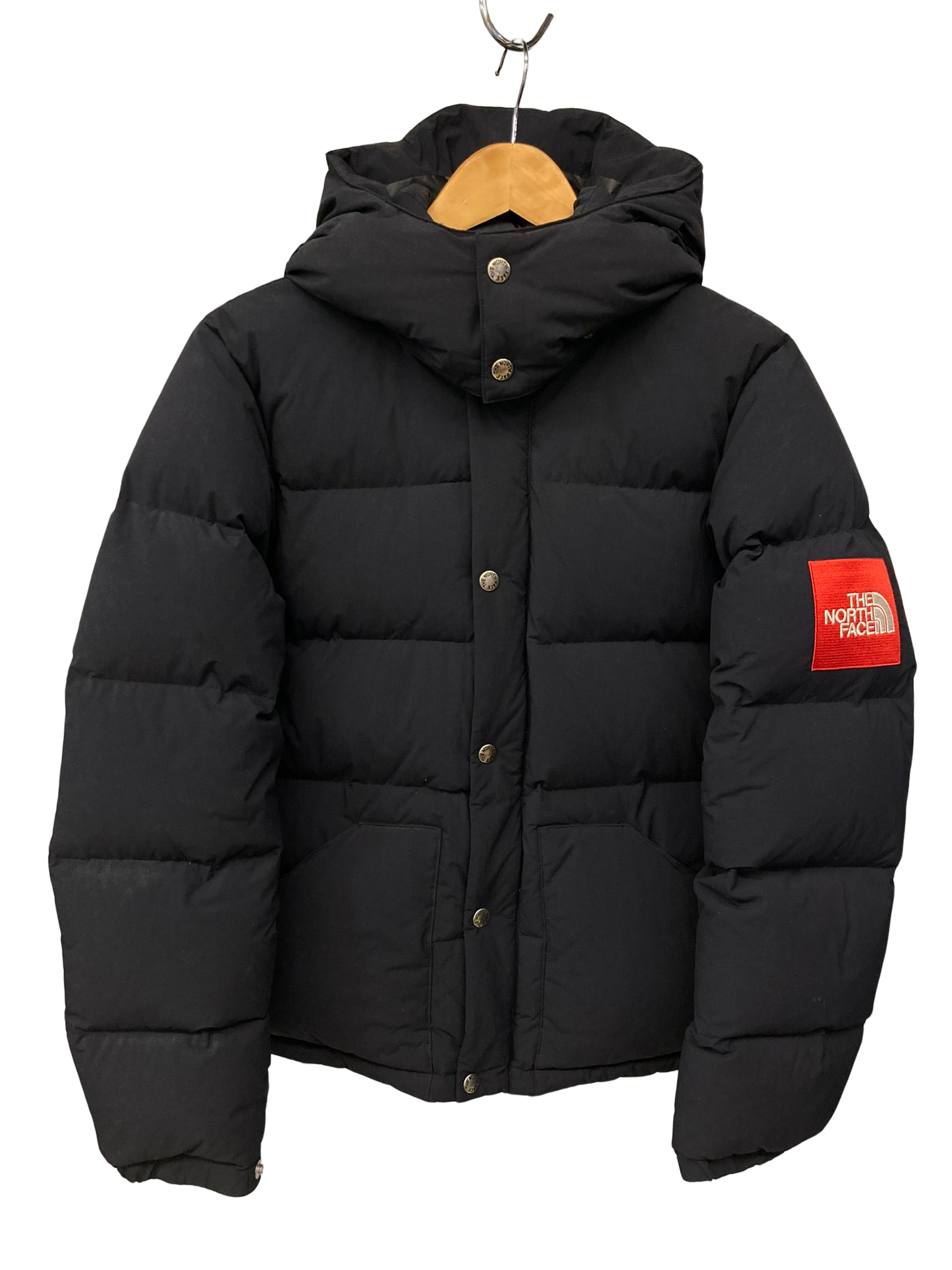 ノースフェイス THE NORTH FACE CAMP SIERRA SHORT DOWN JACKET キャンプシエラショート ダウン ジャケット  ボックスロゴ ブラック系 黒 ND91401 ジャケット ロゴ ブラック Sサイズ 101MT-1165