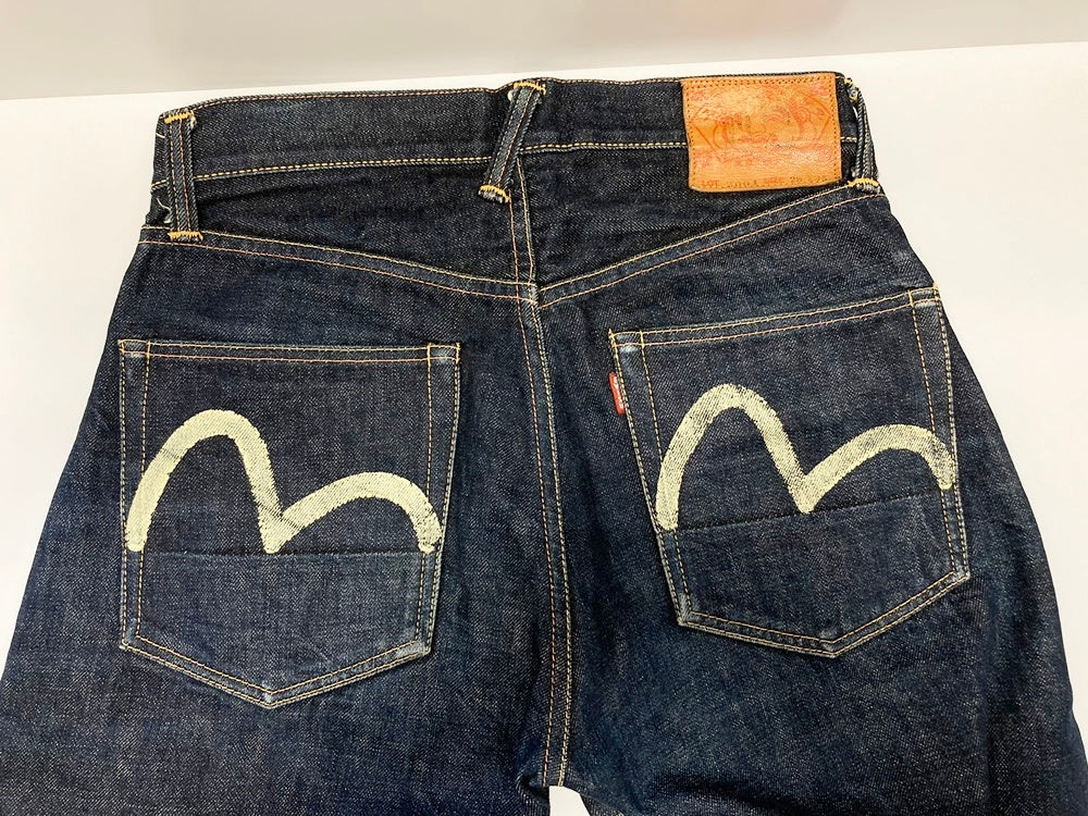 エヴィス EVISU No2 トラ耳 デニムパンツ ジーンズ ジーパン インディゴ カモメ セルビッチ ボタンフライ 日本製 28インチ  Lot2001 デニム ワンポイント ネイビー 28×35 101MB-318