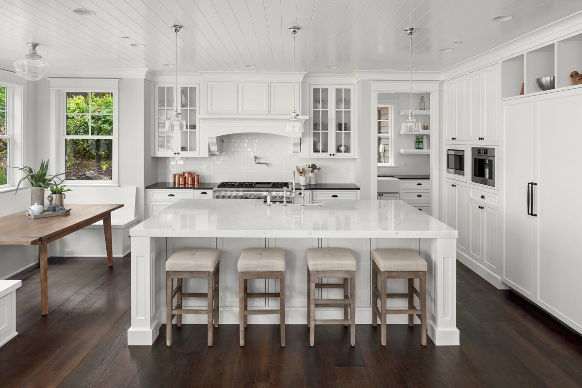 Finished White Shaker Kitchen with large island in the middel