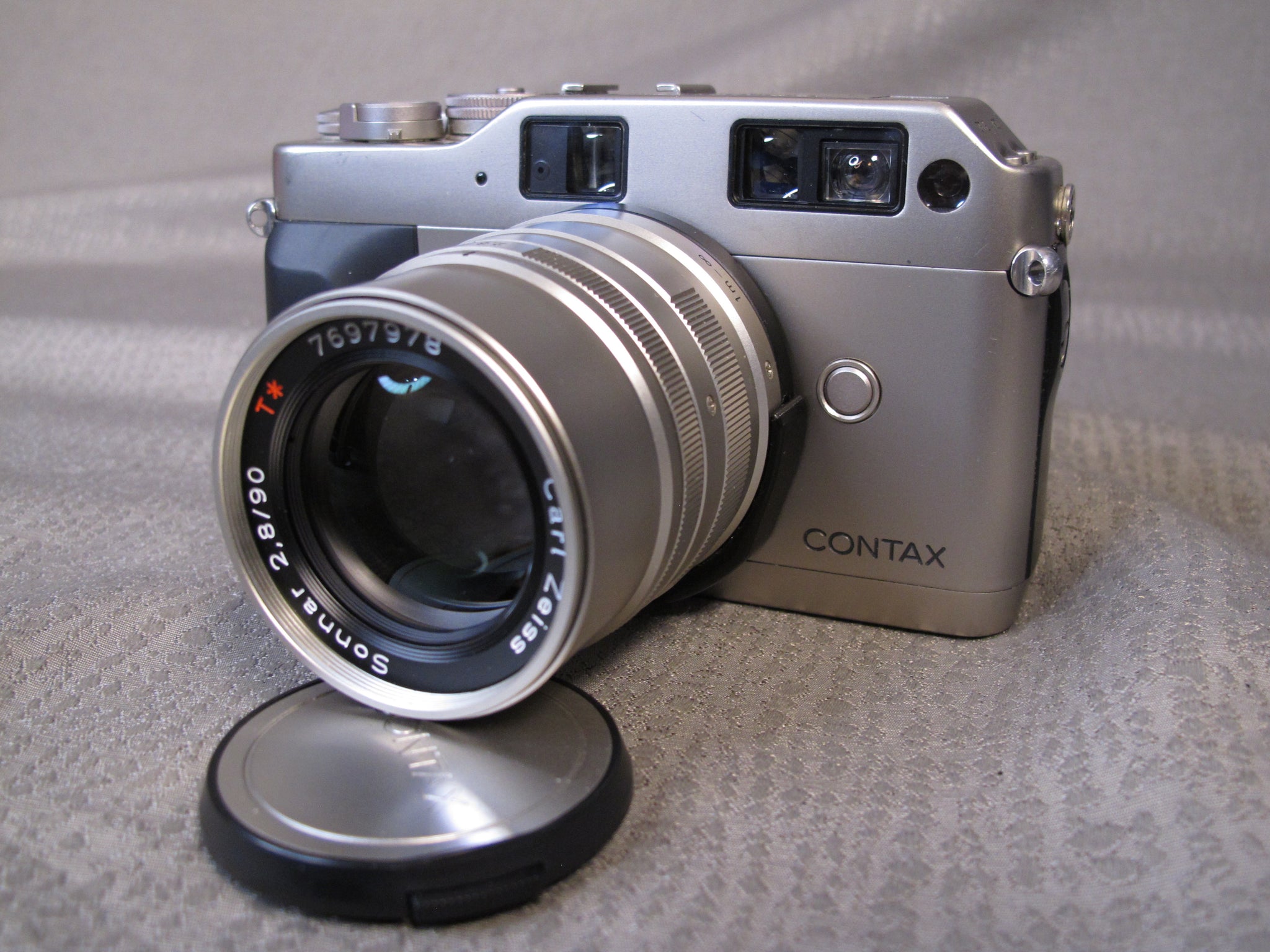 Contax G1 35mm Camera with 28mm f2.8 and 90mm f2.8 Lenses and