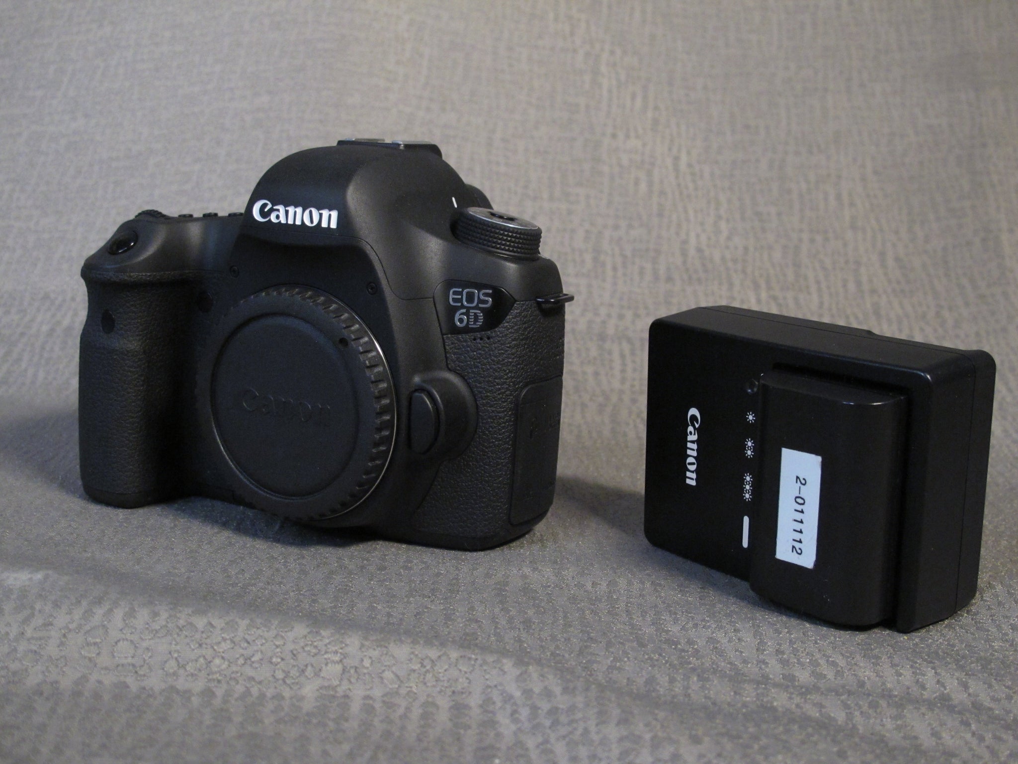 Canon EOS 6D DSLR Camera Body – Phototek Canada