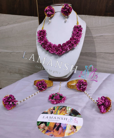 Flower Jewellery for Pithi/floral Jewellery for Mehndi Online/artificial  Floral Jewellery Online/floral Jewellery for Sangeet - Etsy