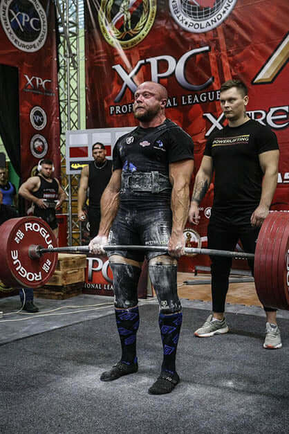 Mixed grip during deadlift