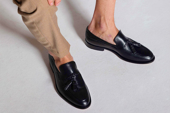 Geoffrey Tassel Loafer - Black