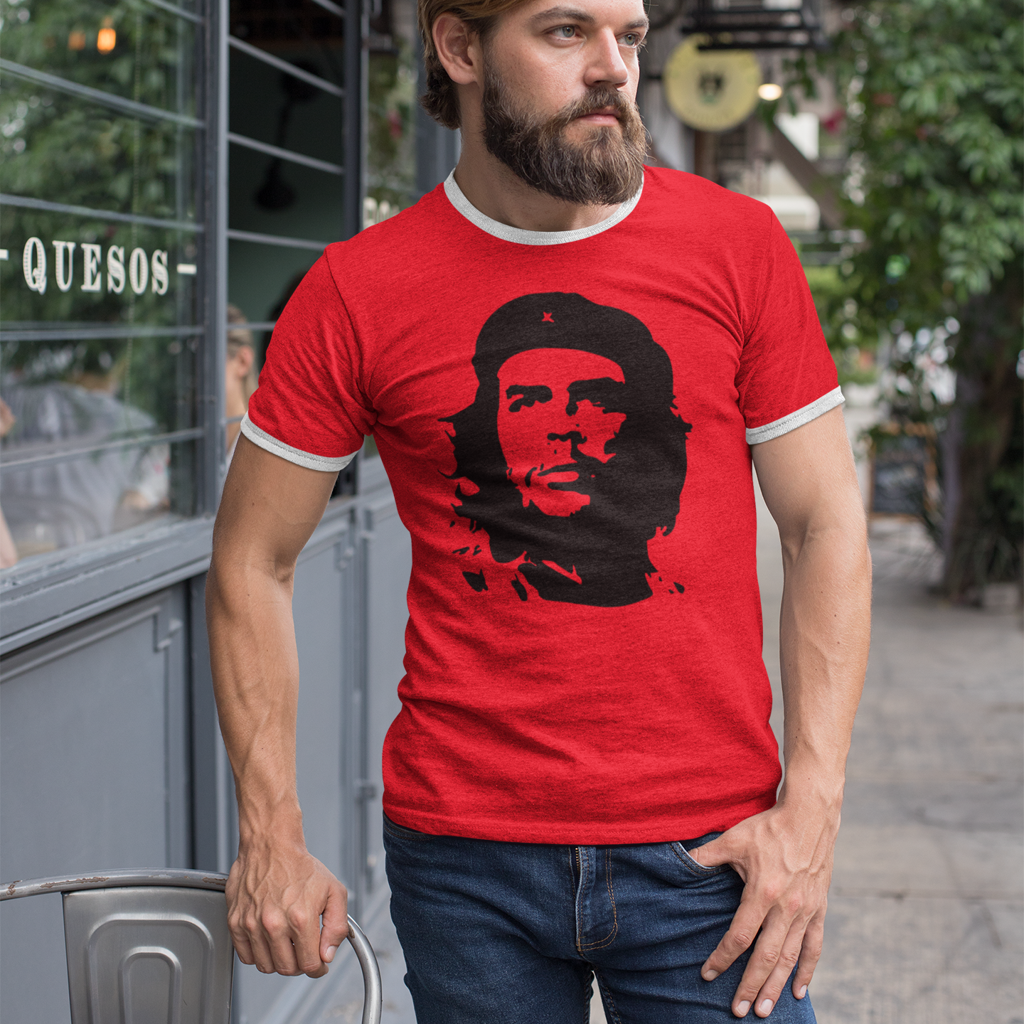 Che Guevara Unisex T-Shirt Black on Red (Small) 