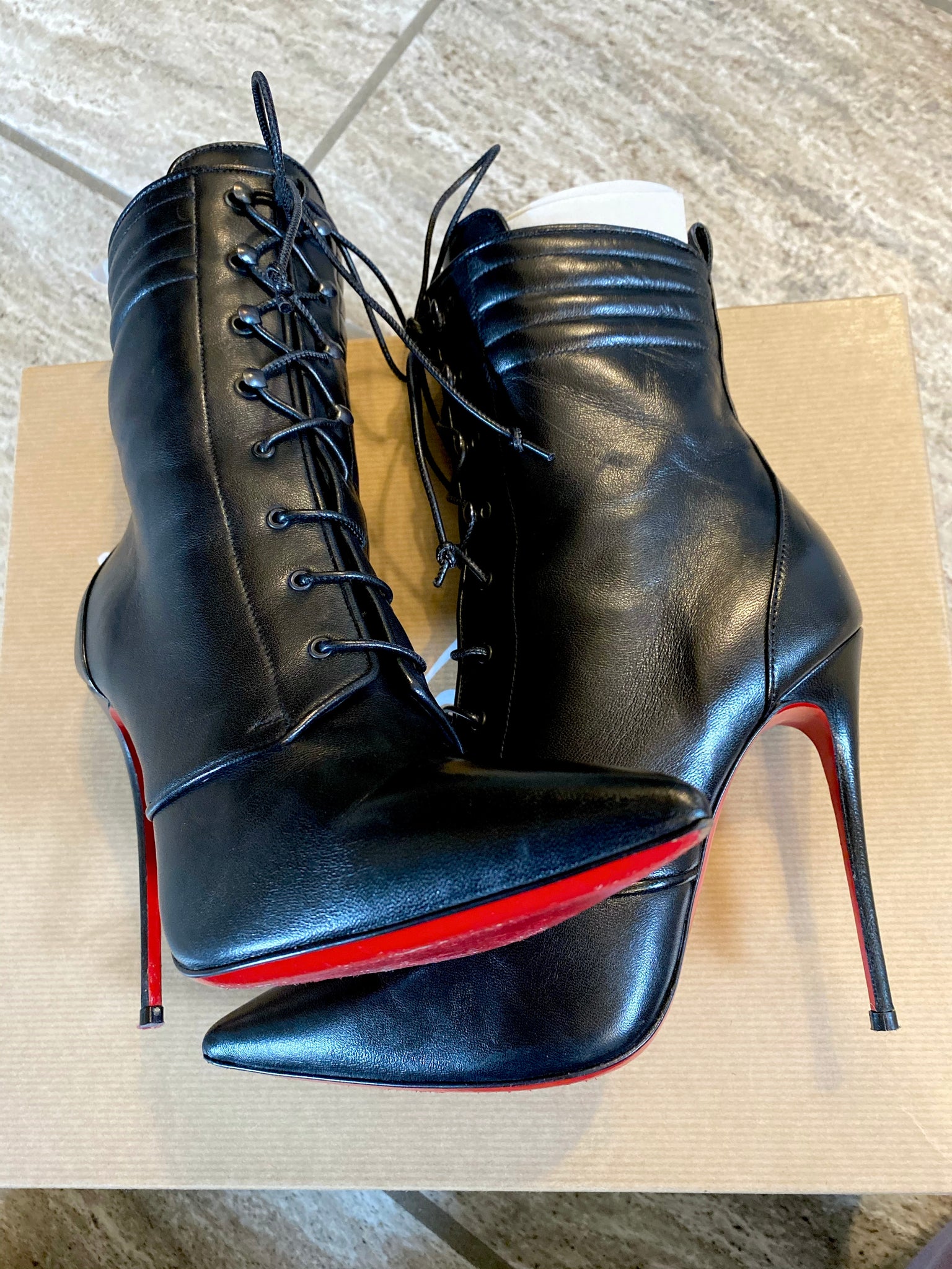 louboutin mado