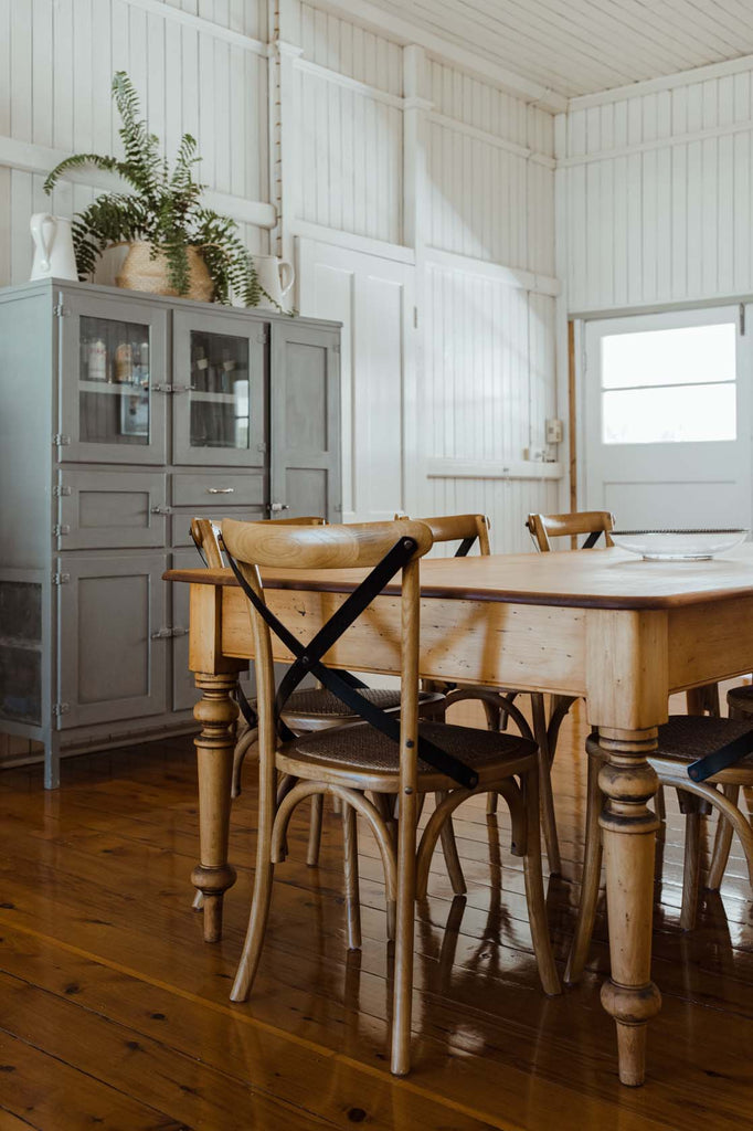 Country kitchen table