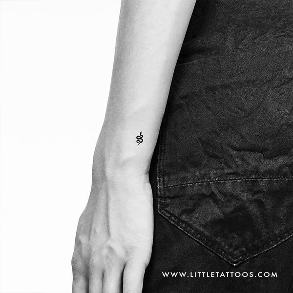 Tiny Snake Temporary Tattoo - Set of 3 – Little Tattoos