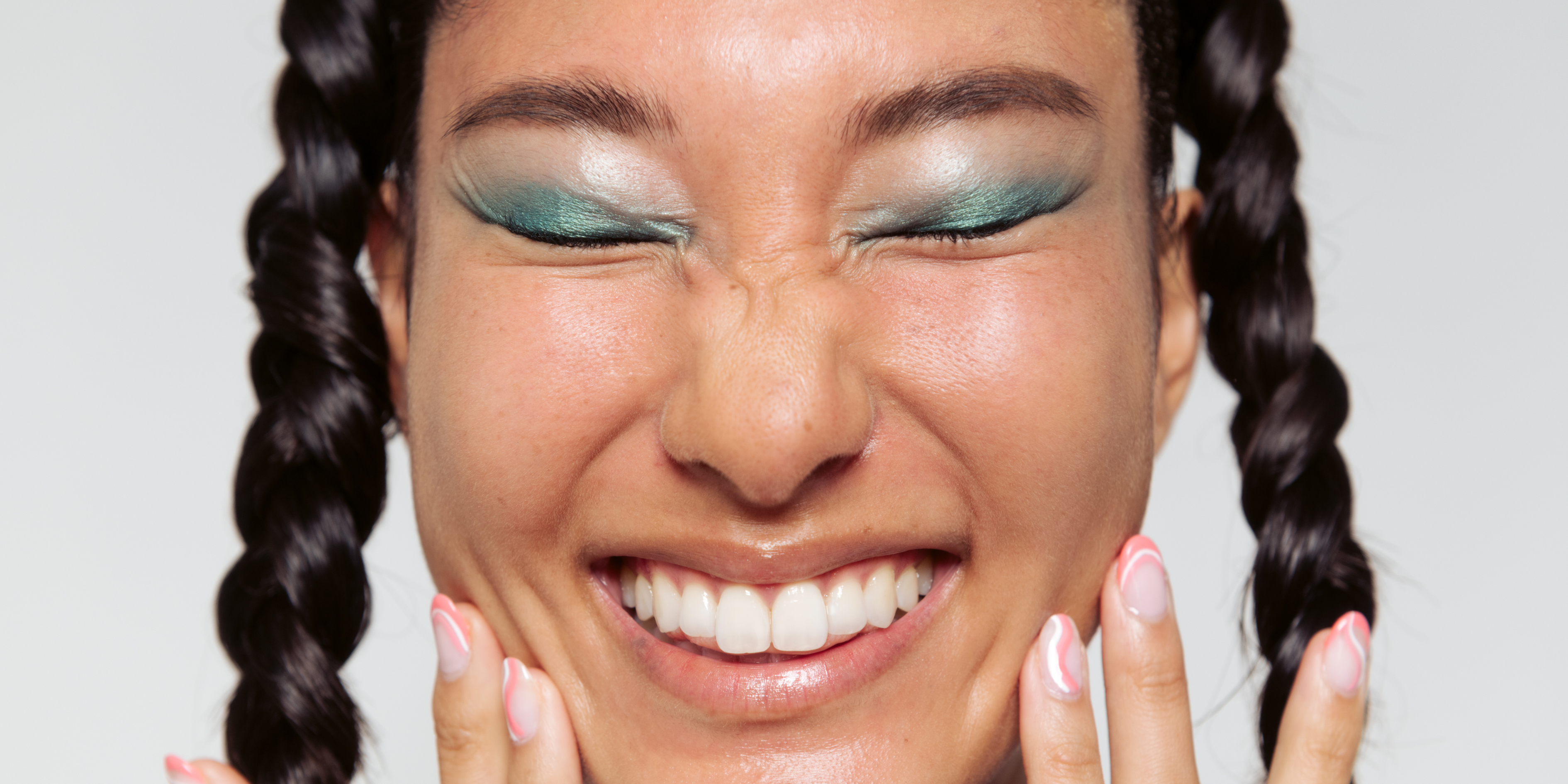 Regelmæssigt Uendelighed Tragisk Does wearing makeup cause acne? - tbh Skincare