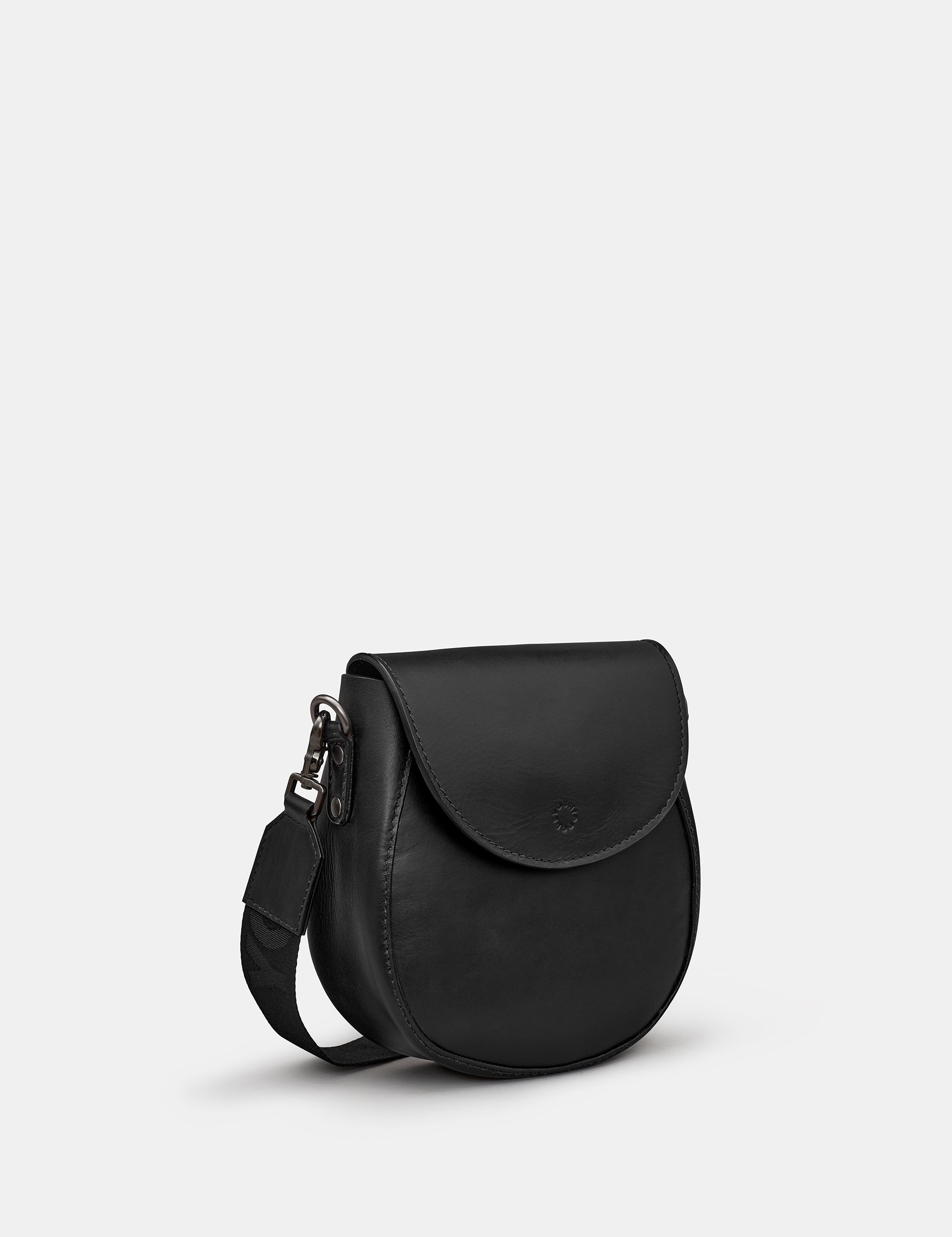 Chawton Black Leather Cross Body Satchel Bag | Handbag by Yoshi ...