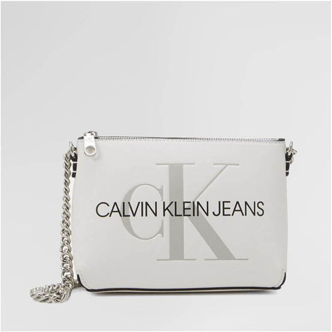 Los mejores bolsos Calvin Klein al alcance de tu mano! ¡Tenemos un 15 Primichi