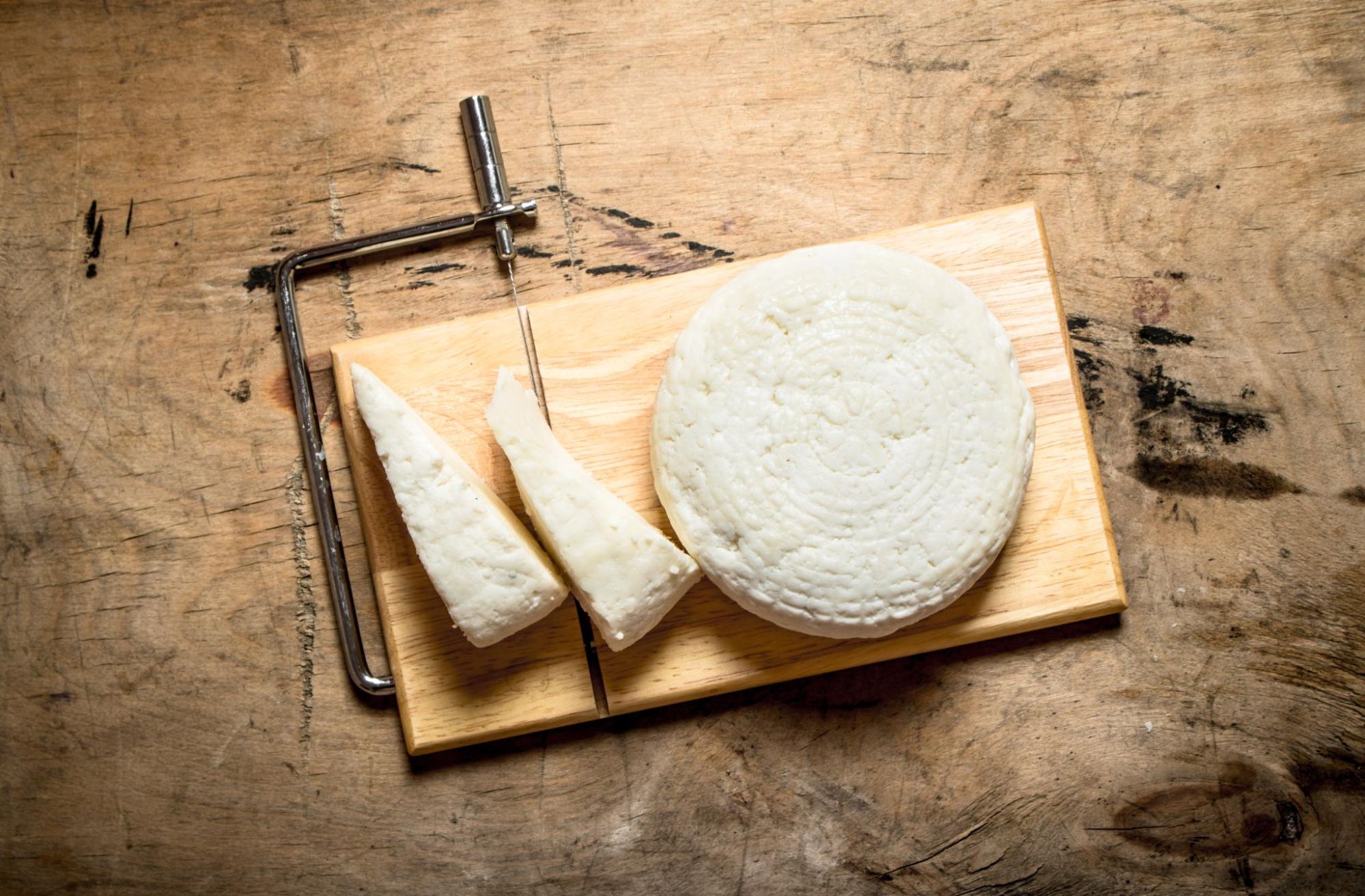 Goat Cheese Circle and Slices