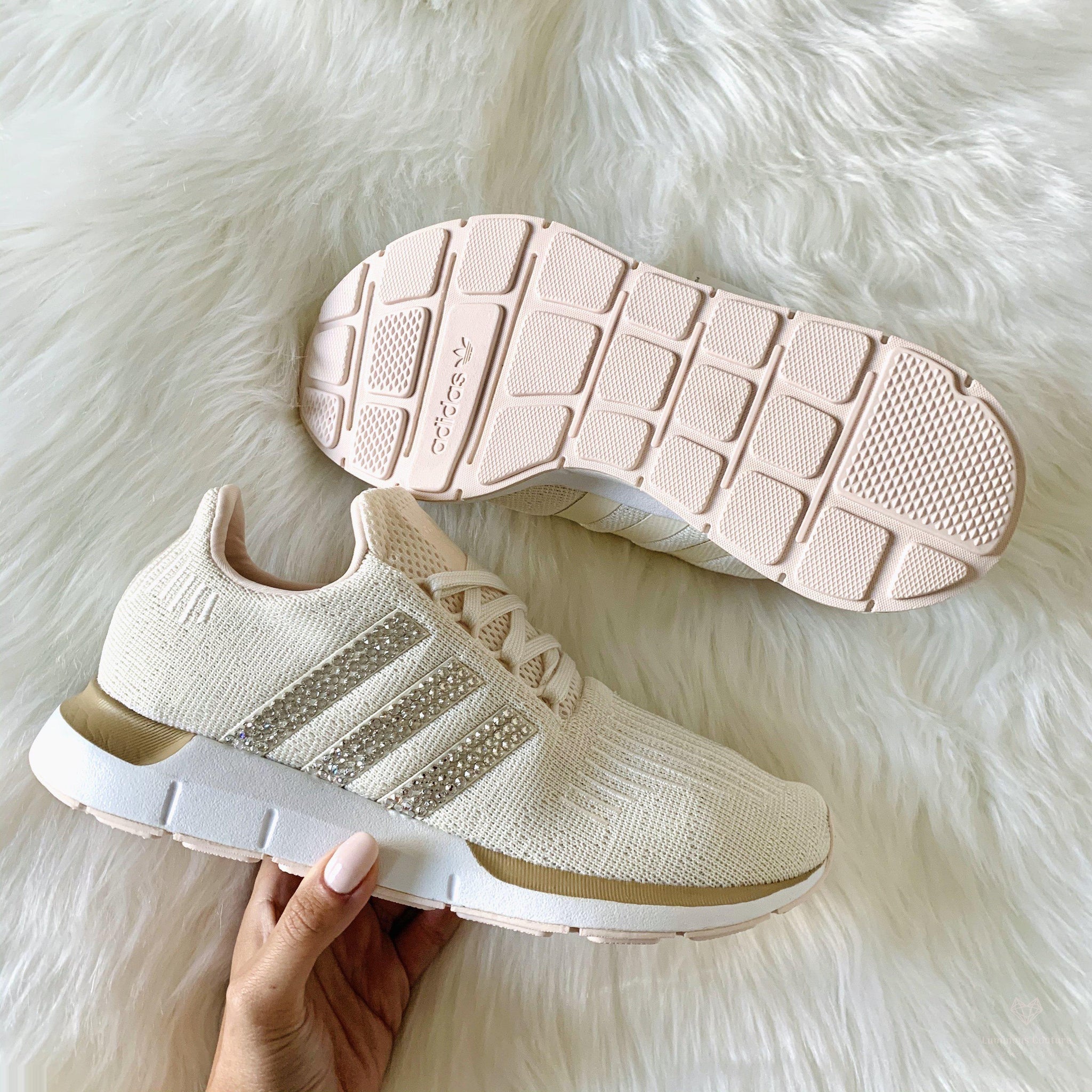 adidas swift run pale pink