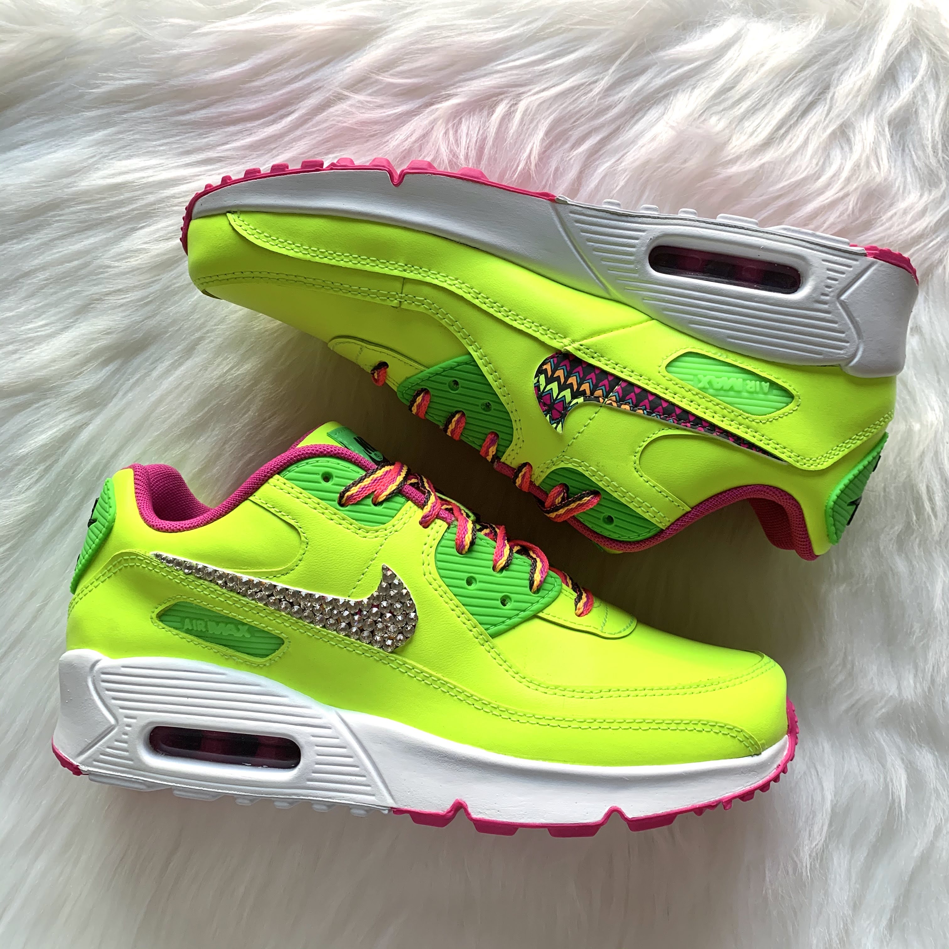 nike air max 90 black and neon green