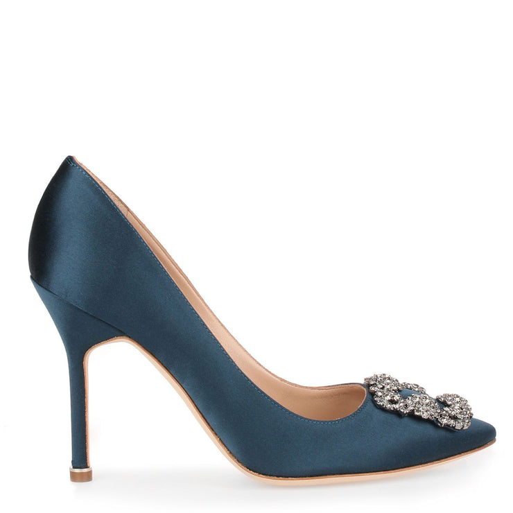 Manolo Blahnik | Hangisi 105 teal satin pump | Savannahs