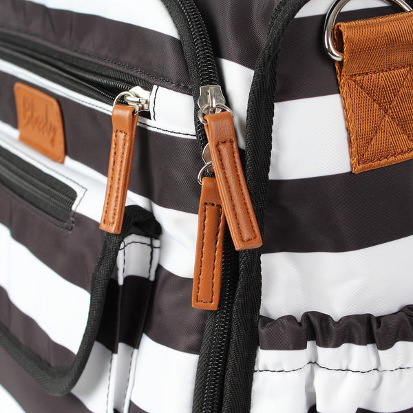 diaper bag with compartments