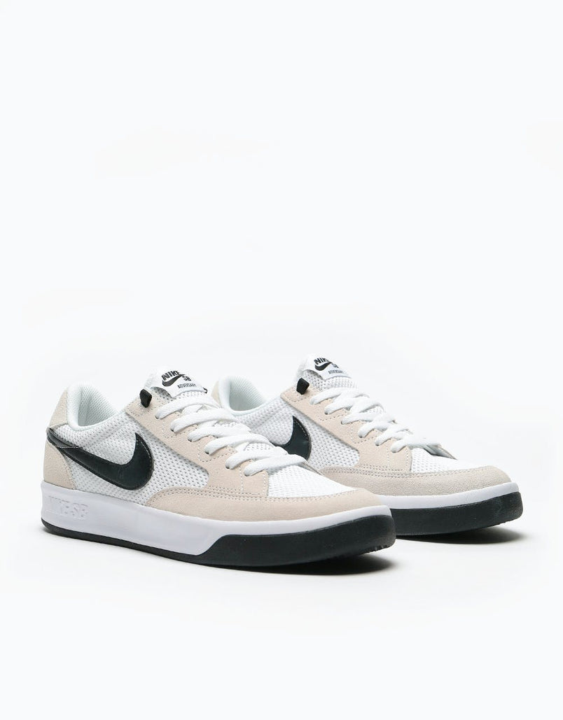 nike sb adversary skate