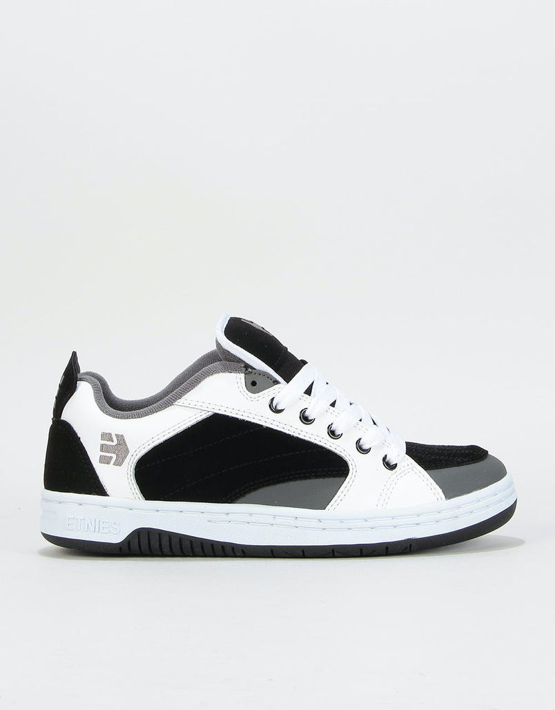 etnies czar shoes