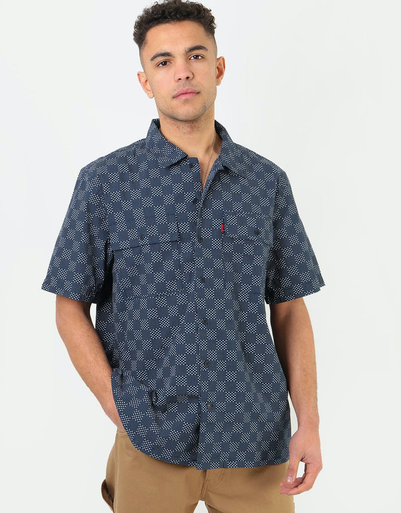 levi's button down