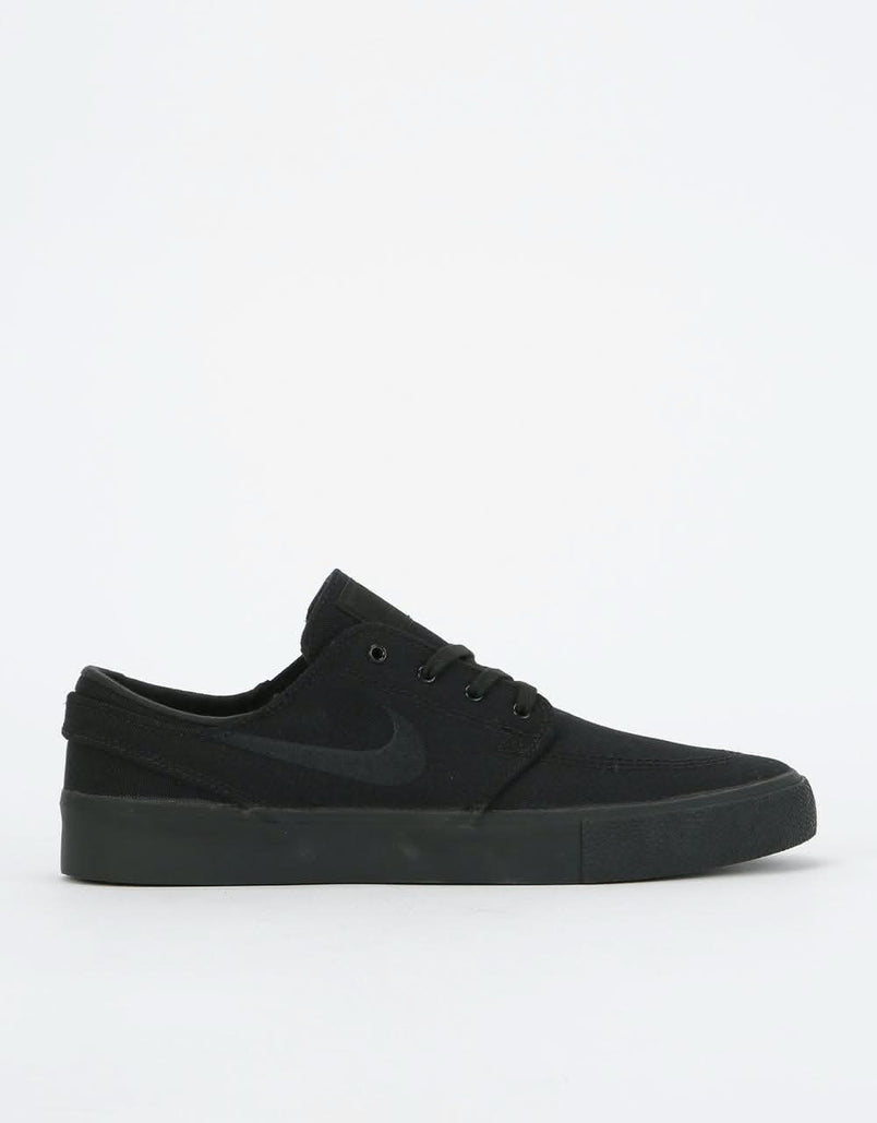 nike sb all black shoes