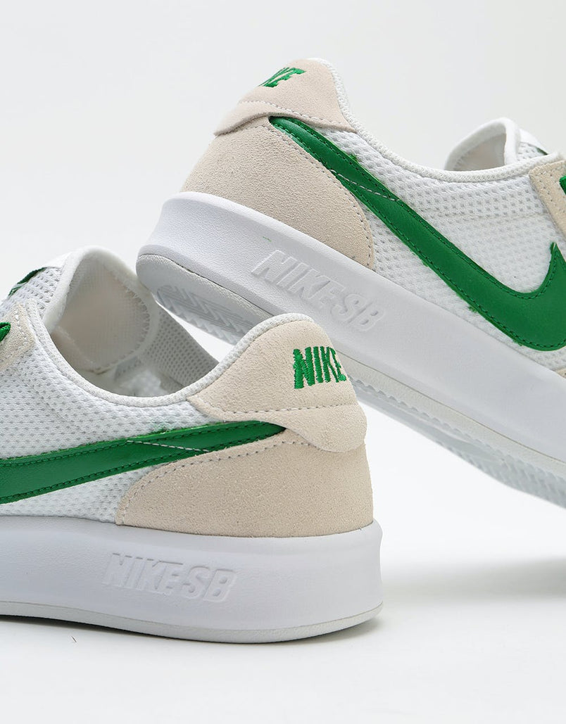 nike green tick