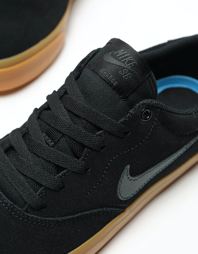 nike sb charge black gum