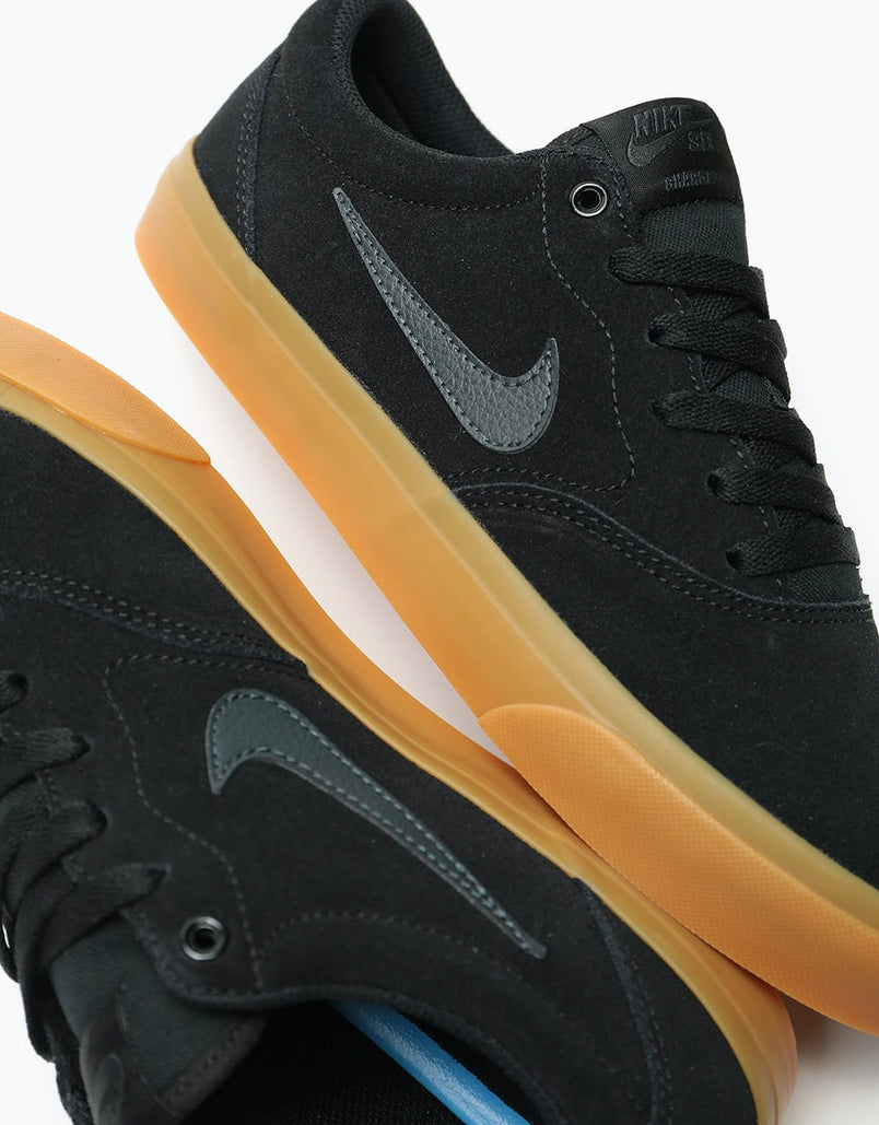 nike sb charge black gum