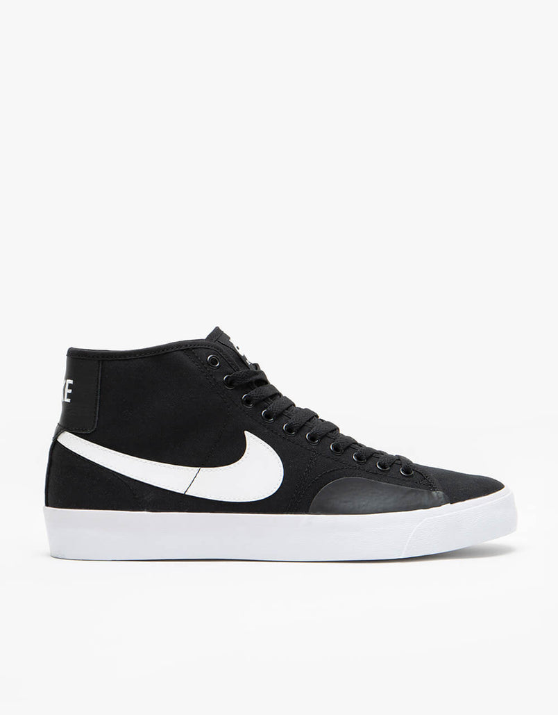 nike mens skate trainers