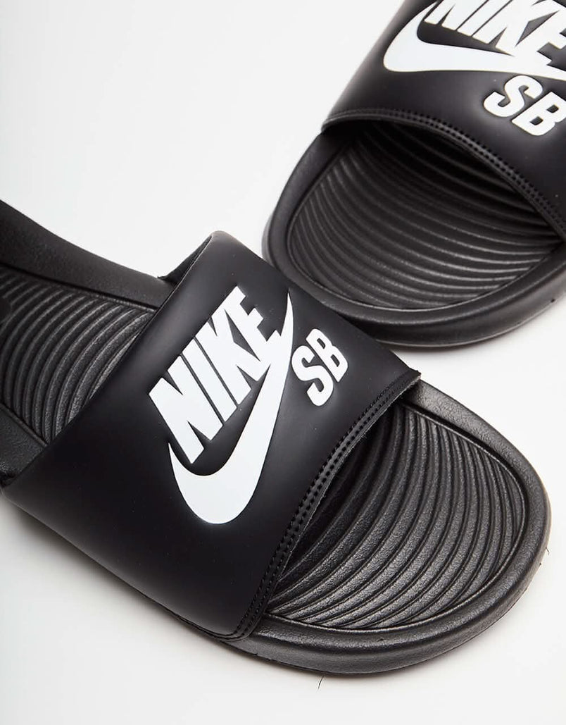 nike sb slides black