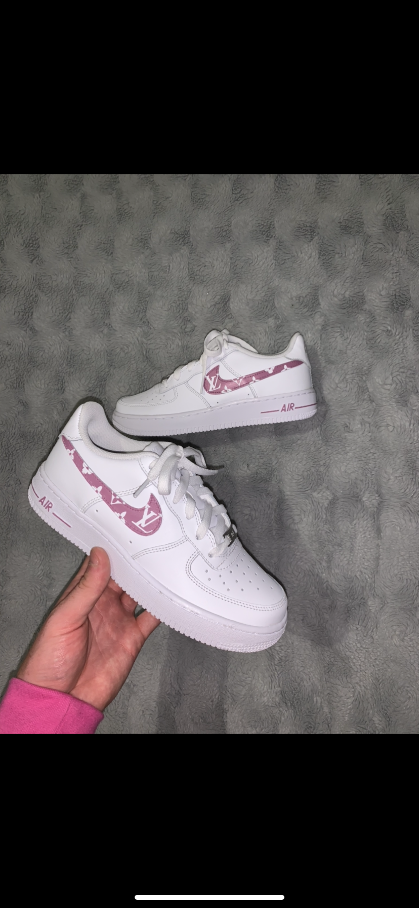 nike air force with coloured tick