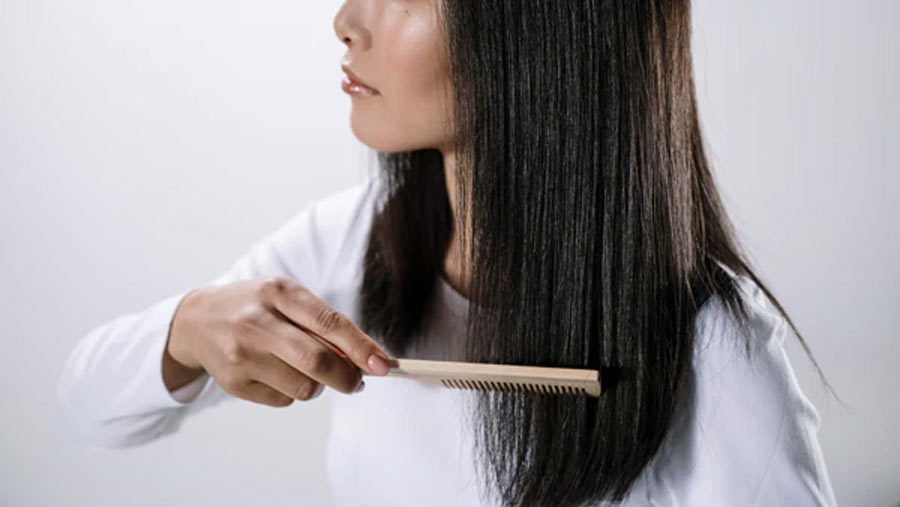 how to get healthy hair naturally at home