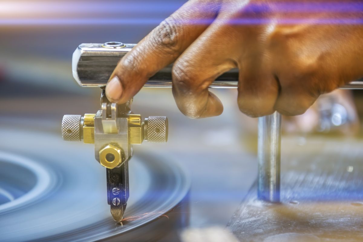 A diamond being cut precisely by the expert in the lab.