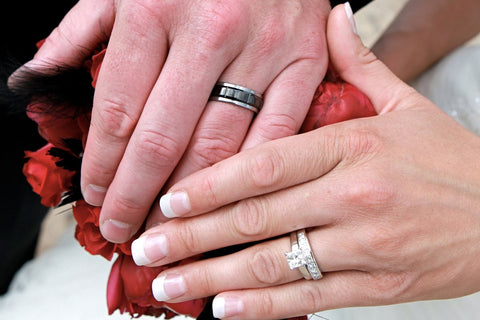 Here's How To Wear Your Engagement Ring And Wedding Band