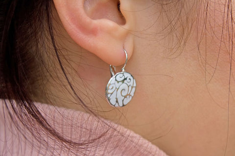 Alternatives to butterfly backs for earrings with that type of post? :  r/piercing