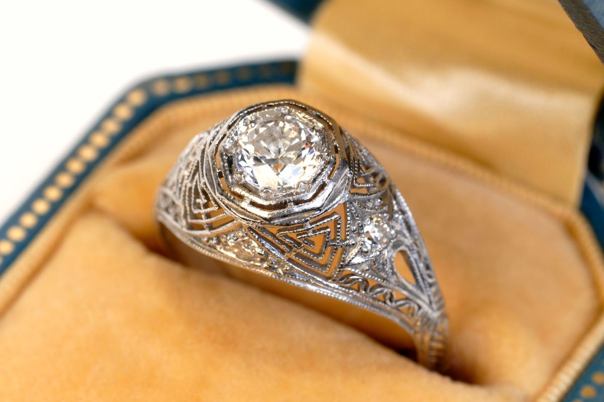 Antique rose cut diamond ring