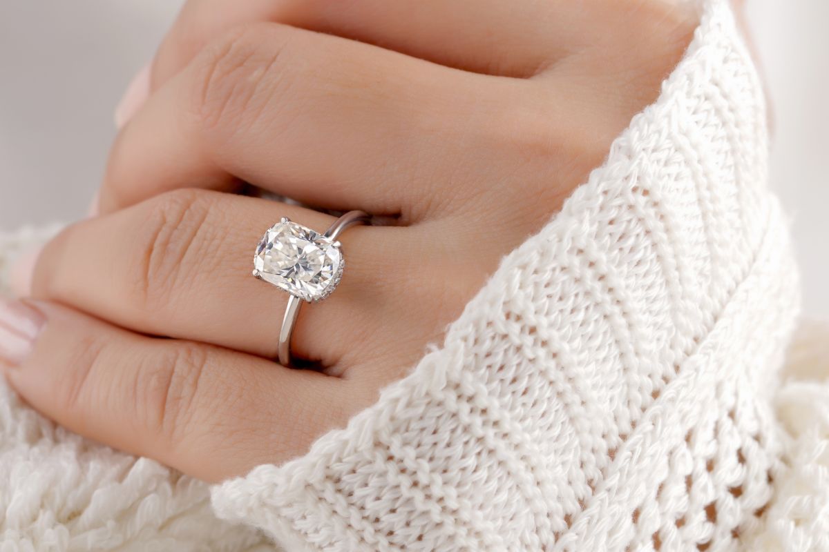 Close-up of a beautiful diamond ring featuring claw type prongs