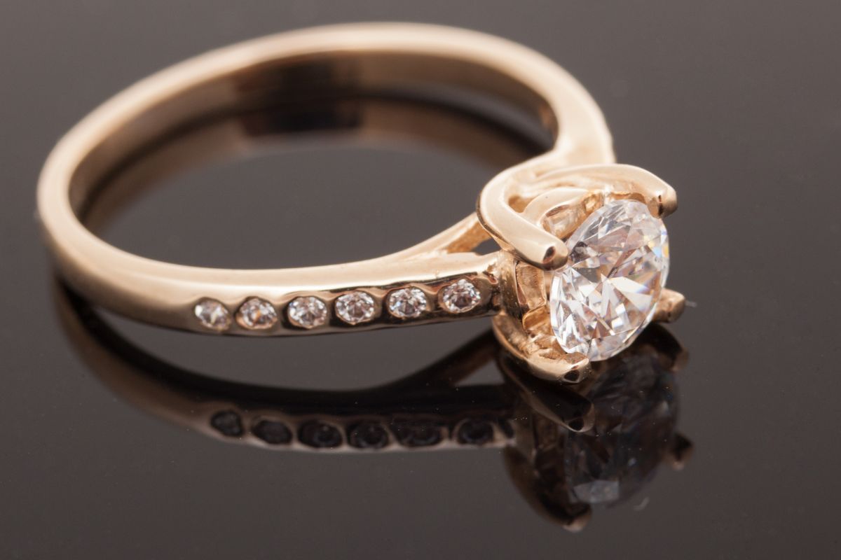 Gold used as basket setting for diamond ring