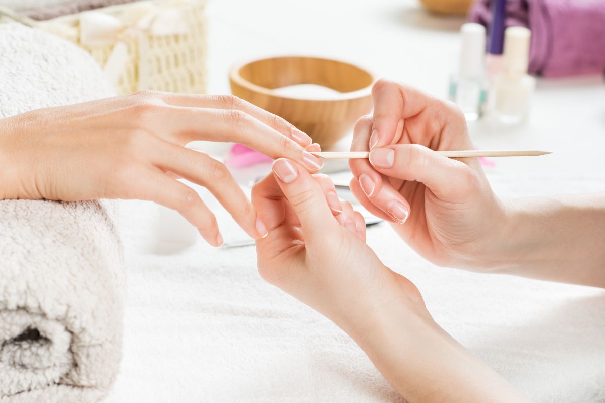 Manicure process in a salon