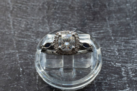 Natural diamond ring