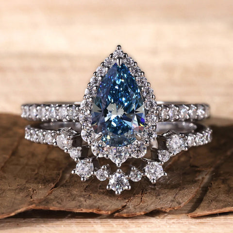 1.03 CT Fancy Blue Pear Cut Lab Grown Diamond Ring with Matching Curved Wedding Band