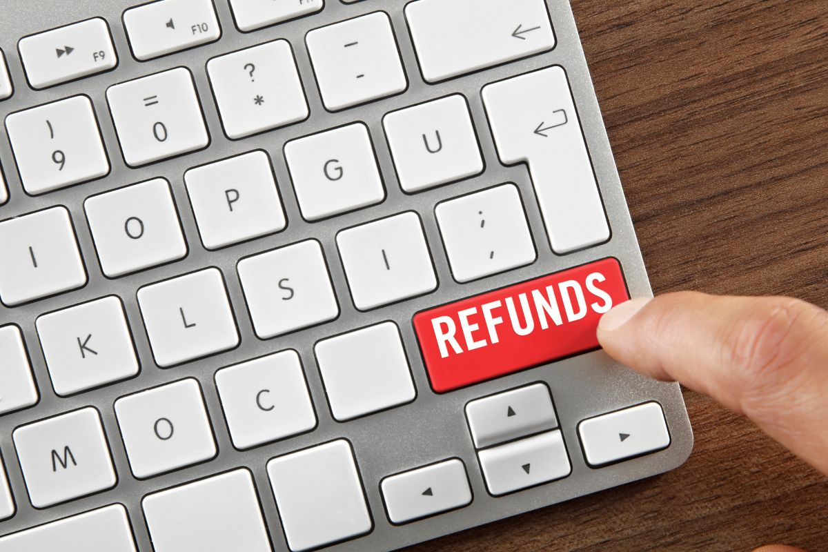 Refund button on a laptop