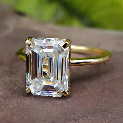 2.92 CT Emerald Cut Solitaire Moissanite Engagement Ring