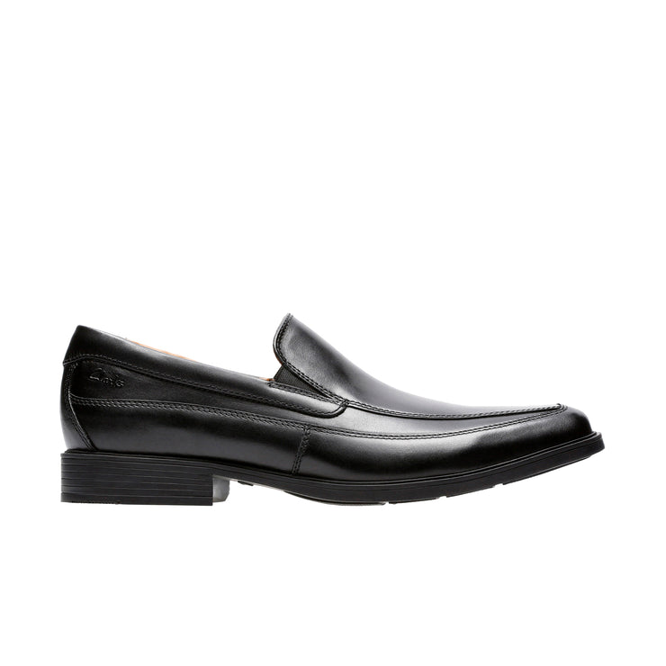 clarks tilden loafer