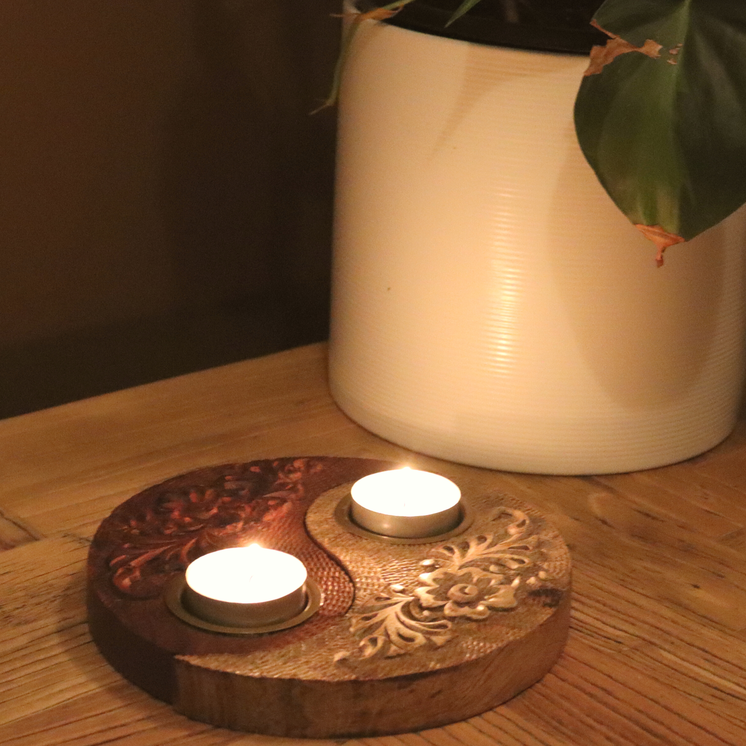 wooden light holder