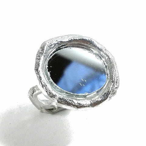 Handcrafted mirror ring The world of WIt