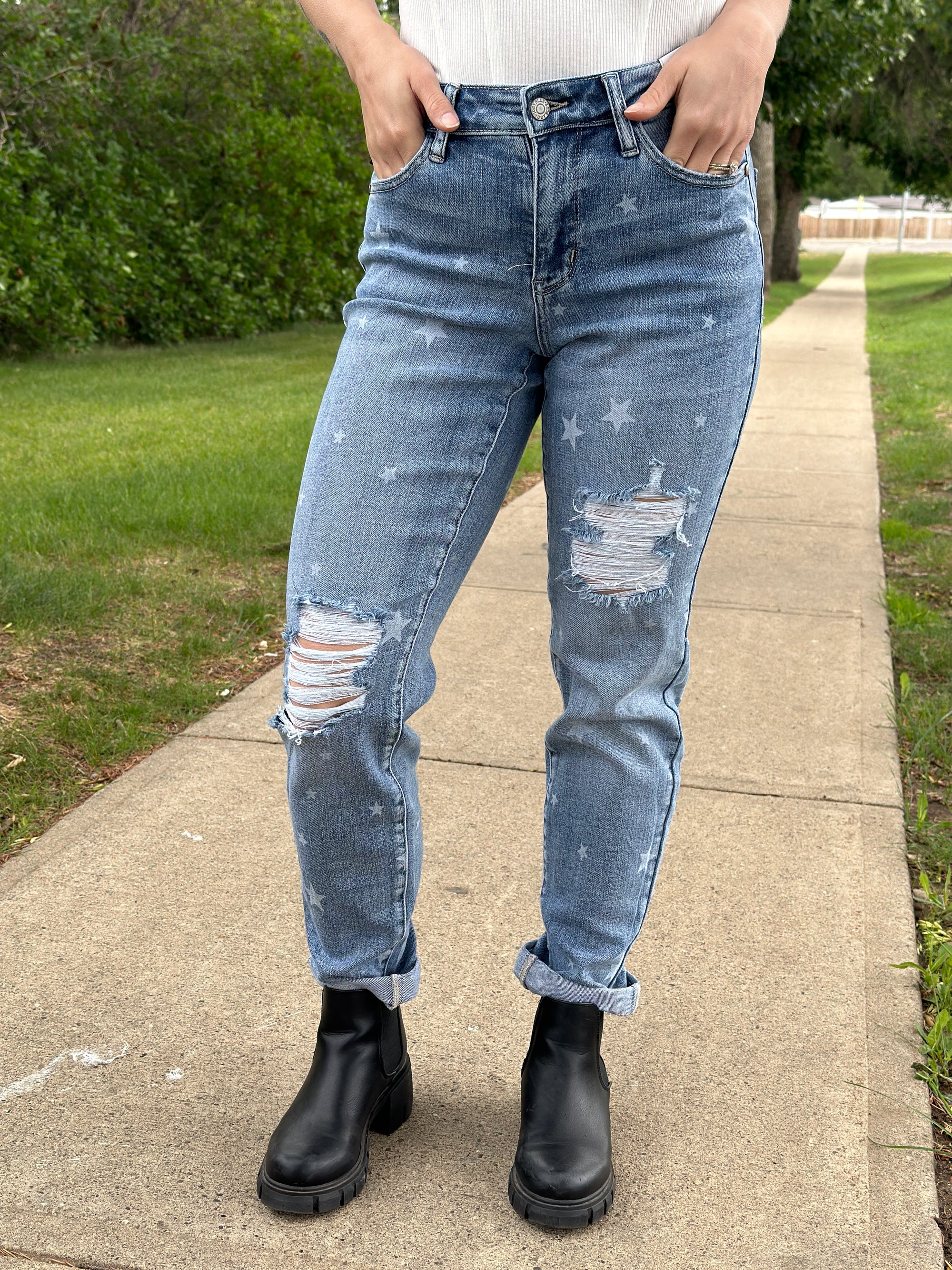 Judy Blue Boyfriend Jeans (style 82346) – Dixieland Boutique